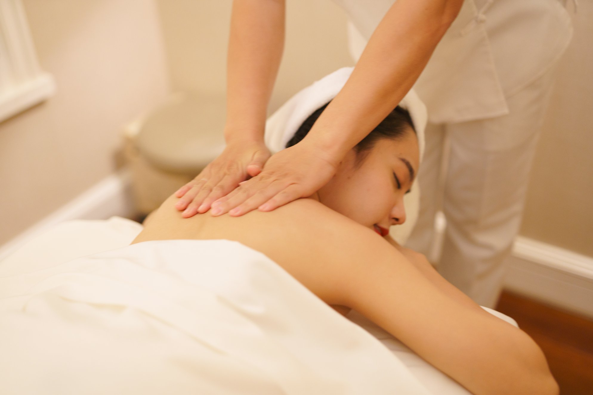 旅の疲れを癒して…約60分間のマッサージをお楽しみください